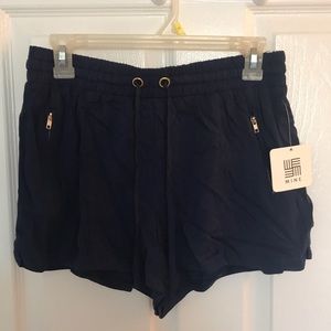 Mine navy cloth mini shorts